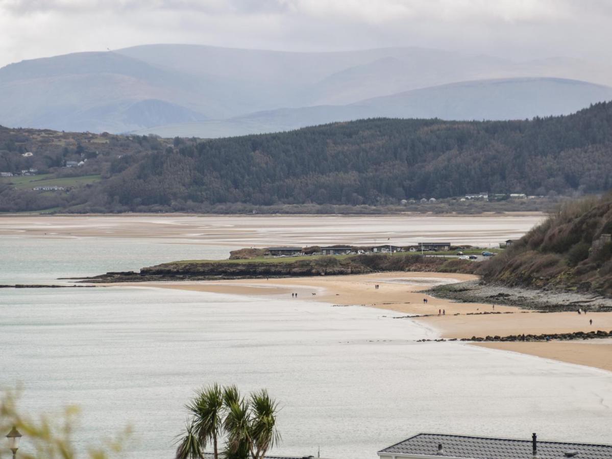 Bryn Mor Villa Benllech Exterior photo